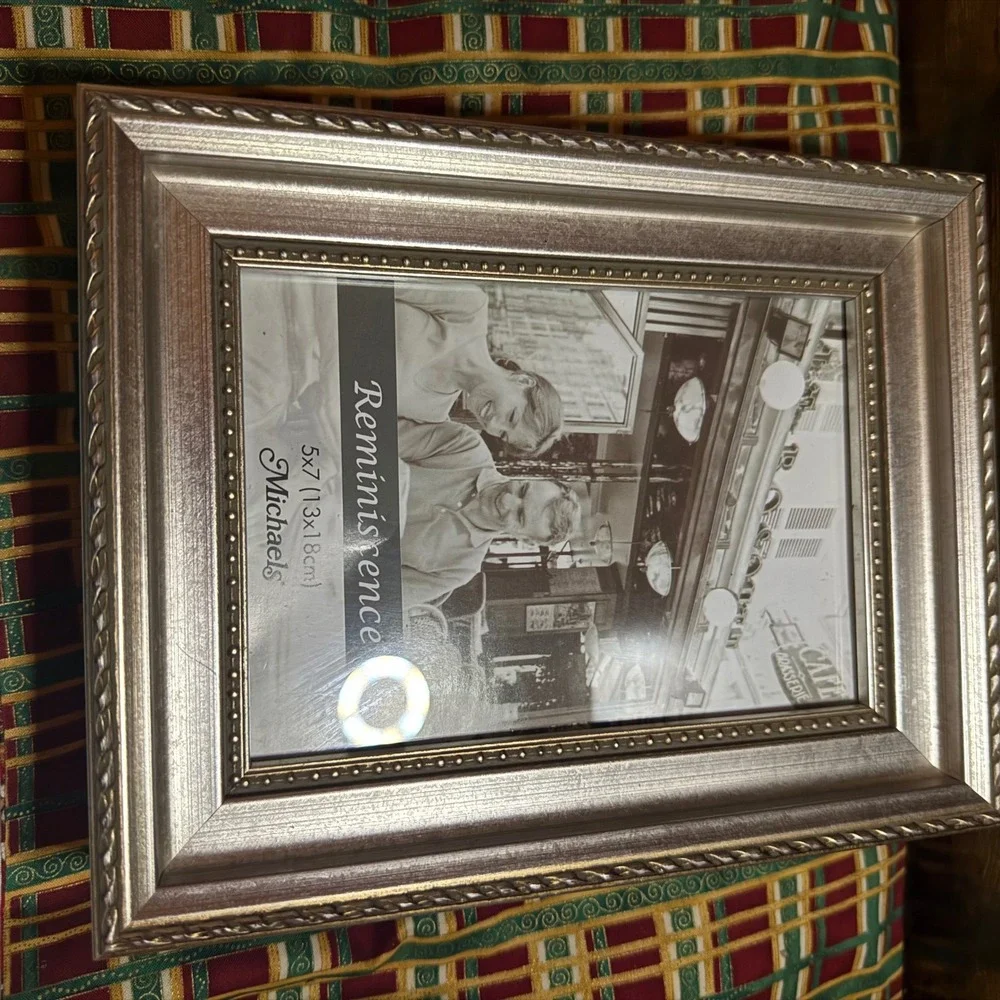 Set of 2 Michaels Reminiscence 5x7 Photo Frames Champagne Silver Beaded Trim